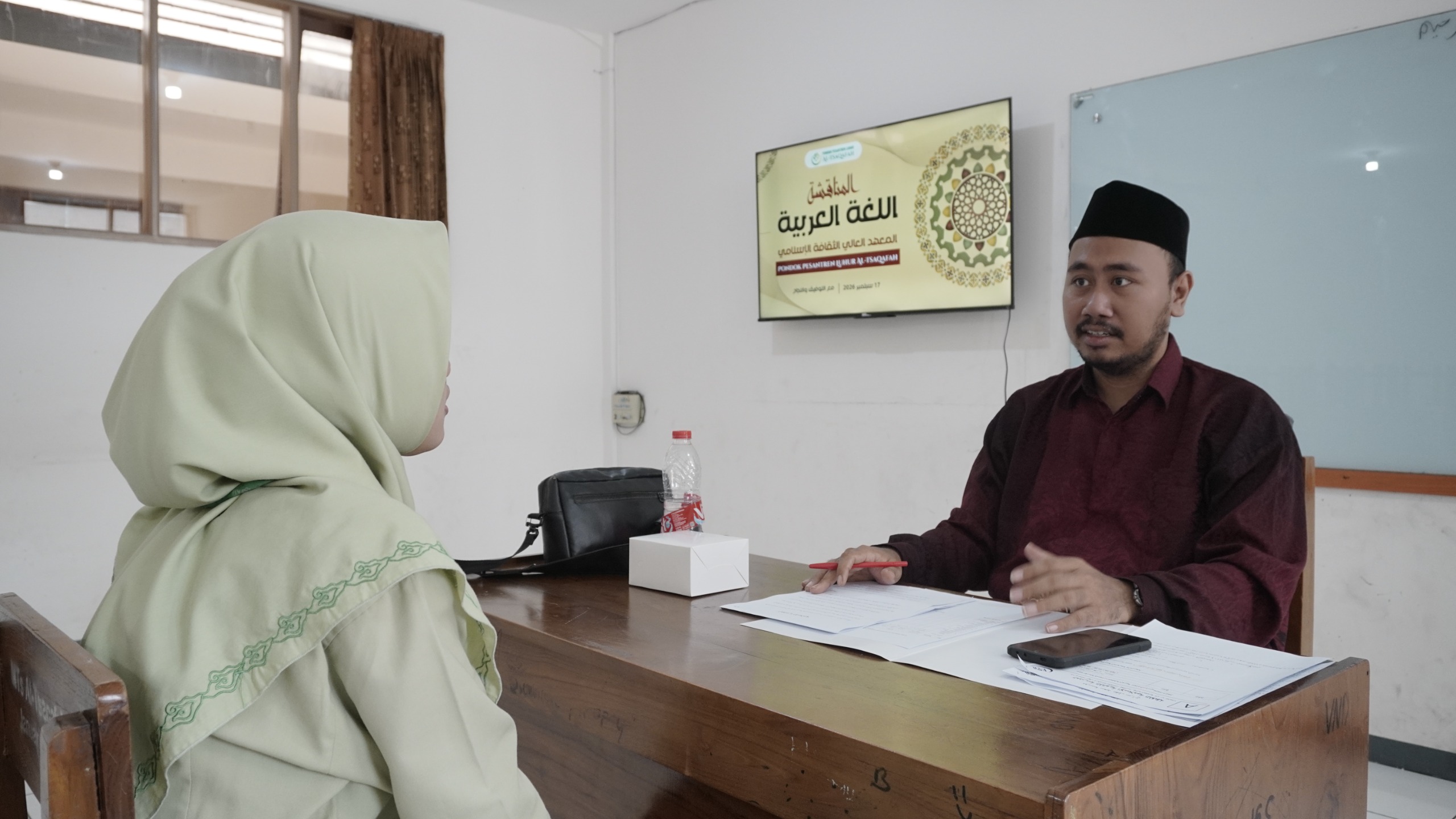 Jaga Standar Kompetensi Bahasa Asing, Al-Tsaqafah Gelar Munaqasyah Bahasa Arab